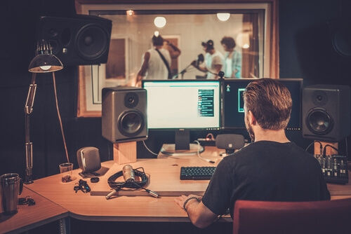Audio Recording Engineer: Jobs That Don't Drug Test
