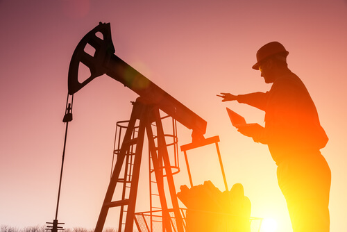 Oil Field Jobs: Best Jobs for Felons