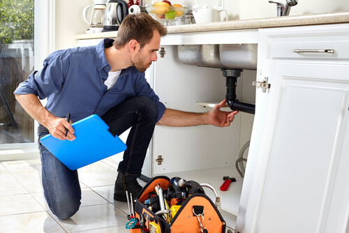 Plumber: Top Jobs That Pay $30 An Hour